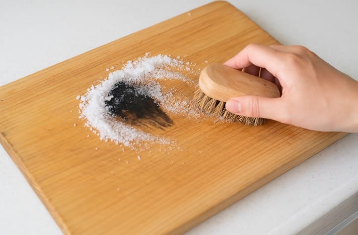 木のまな板に染みたイカ墨対策
