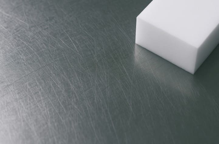 激落ちくん使用による傷のリスクとは